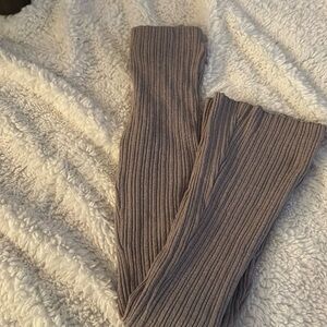 Size XS, urban outfitters ribbed flare pants. Light brown color